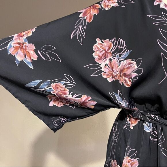 Jessica Simpson fake wrap short sleeve blouse top with belt size medium - Picture 3 of 14